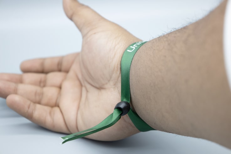 Plastic Sliding Locks for 5/8 Inch Satin Cloth Wristbands - Pack of 50pcs - DEMO - Cloth Wristband
