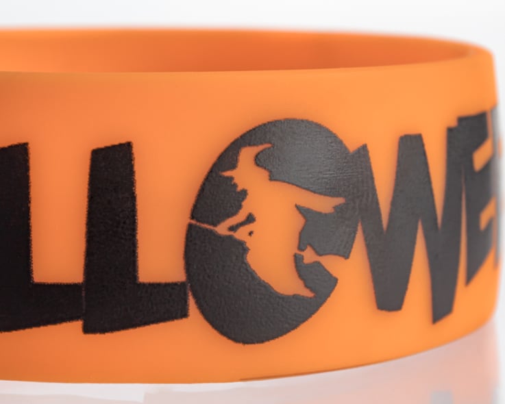 1 Inch Halloween Wristbands (Flying Witch) - 
