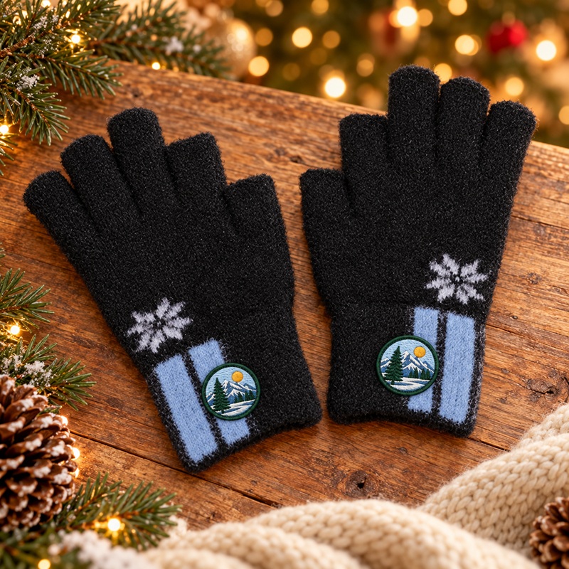 Stylish Crystal Yarn Gloves