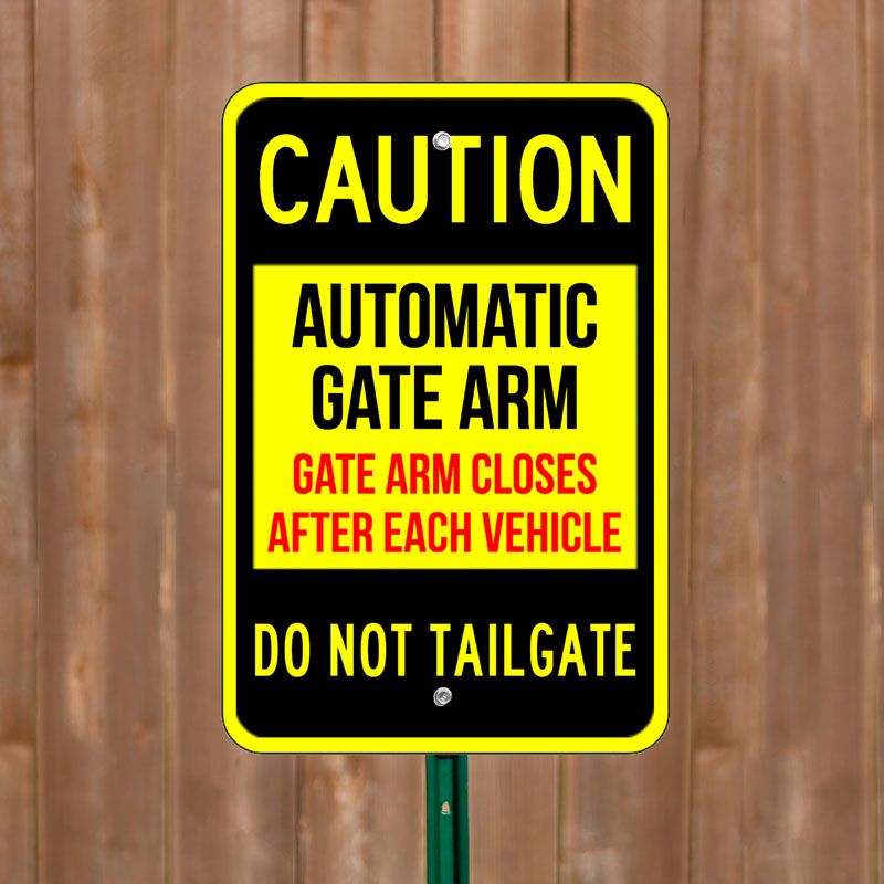 Gate Signs - Custom Parking Signs